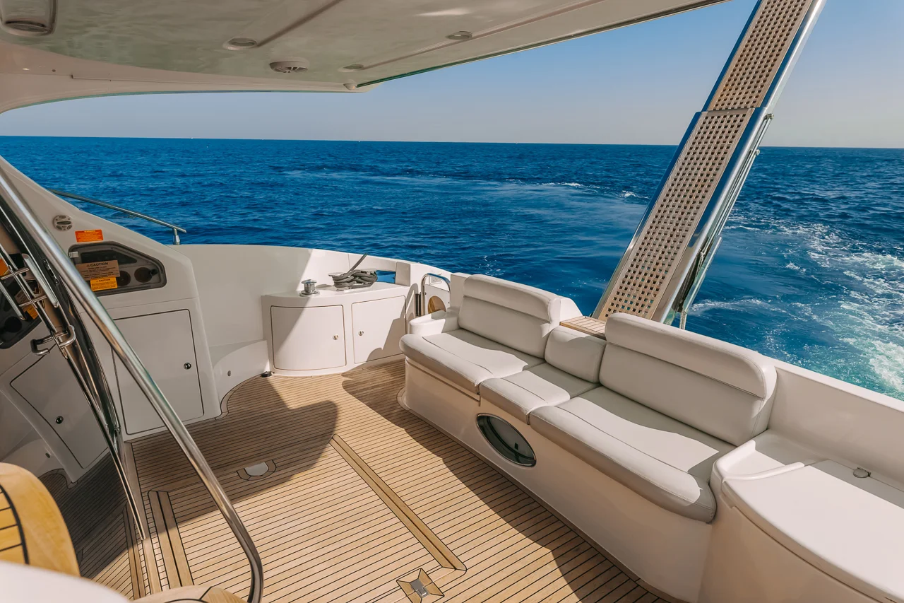 55 ft Yacht - Azimut (up to 17 guests)