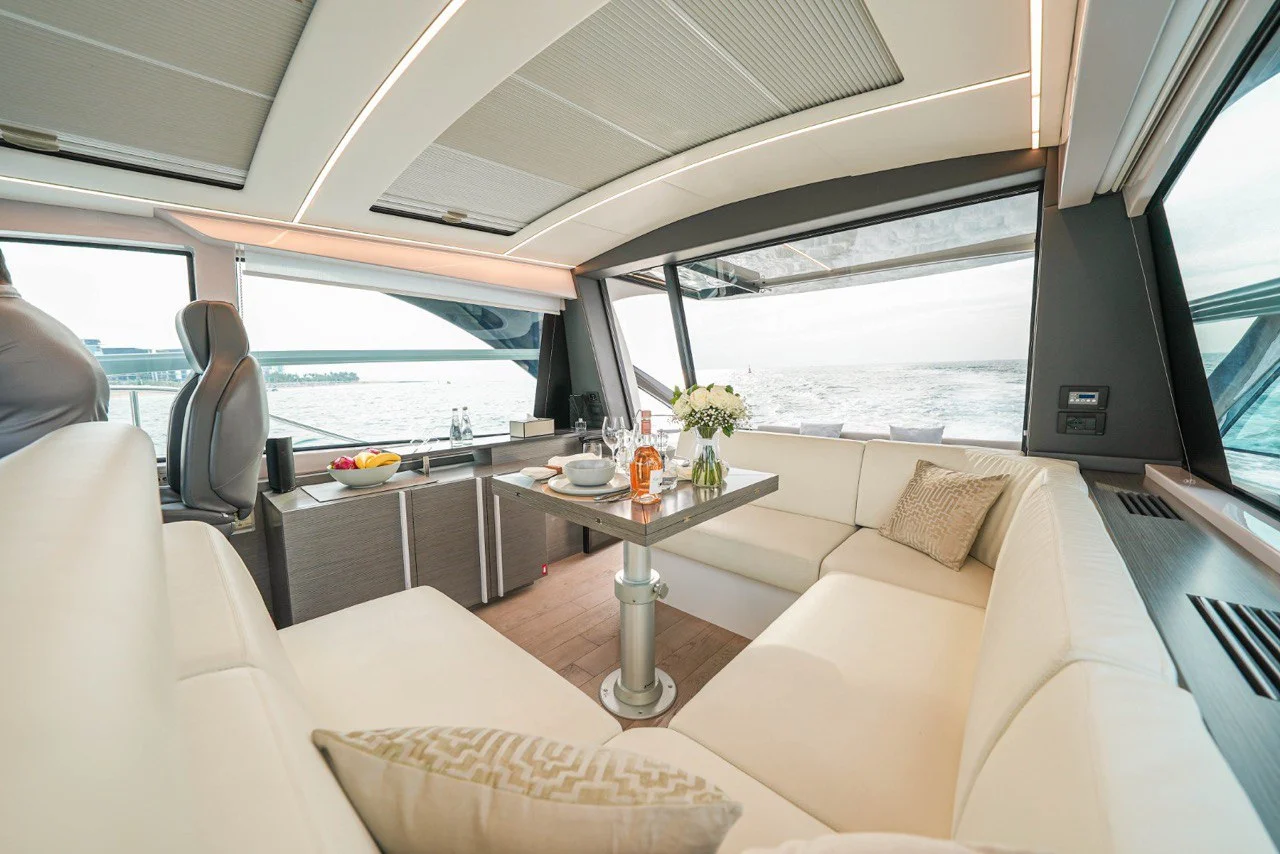 52 ft Yacht - Pershing 5X (up to 8 guests)