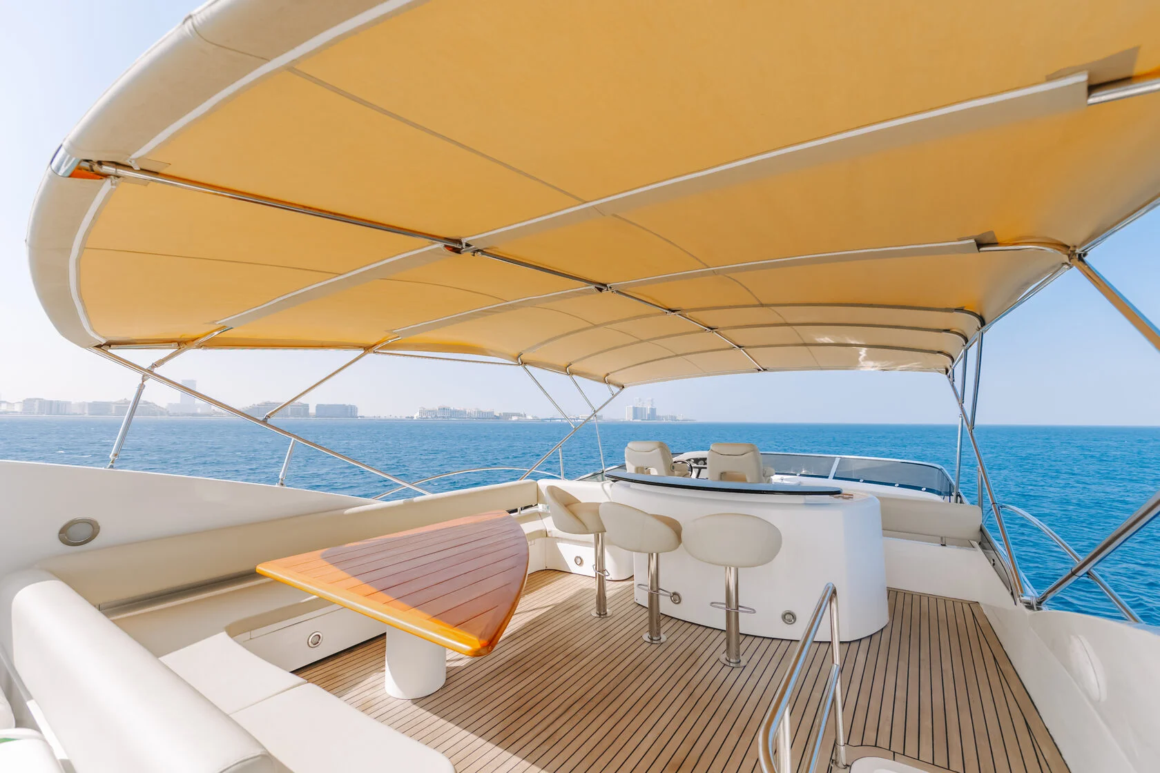 82 ft Yacht - Sunseeker (up to 30 guests)