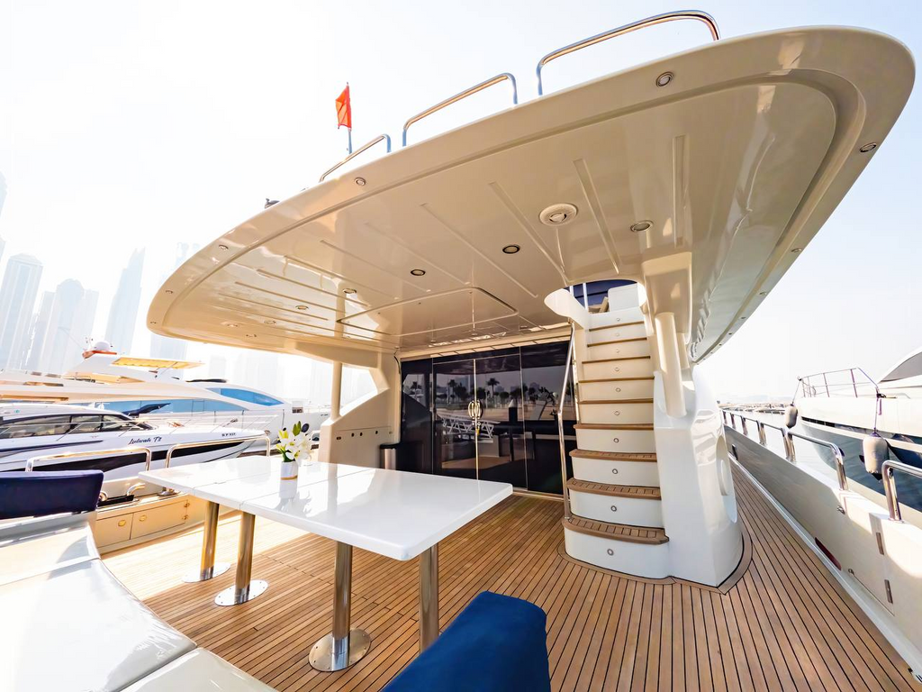 110 ft Yacht - Kona (up to 78 guests)