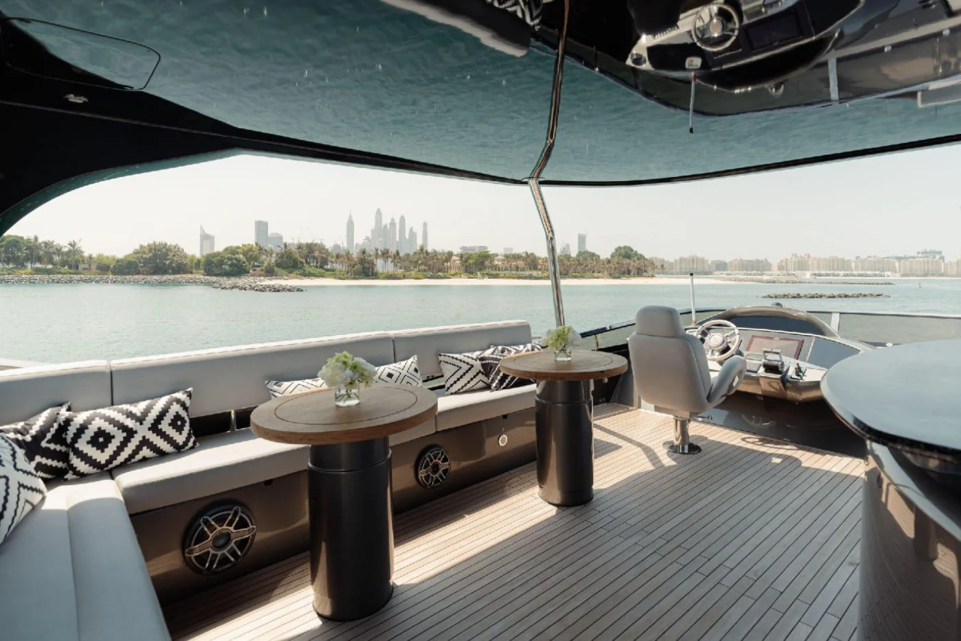 82 ft Yacht - Matrix (up to 15 guests)