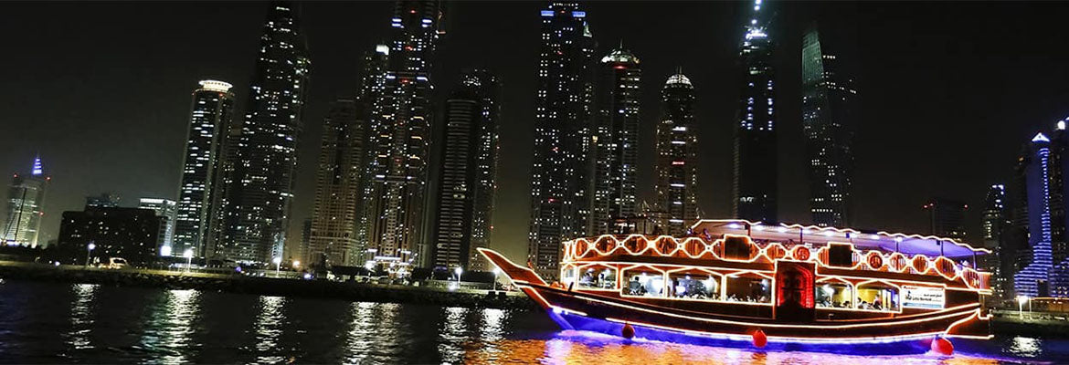 Dinner on a Traditional Dhow Boat in Marina – Lower Deck