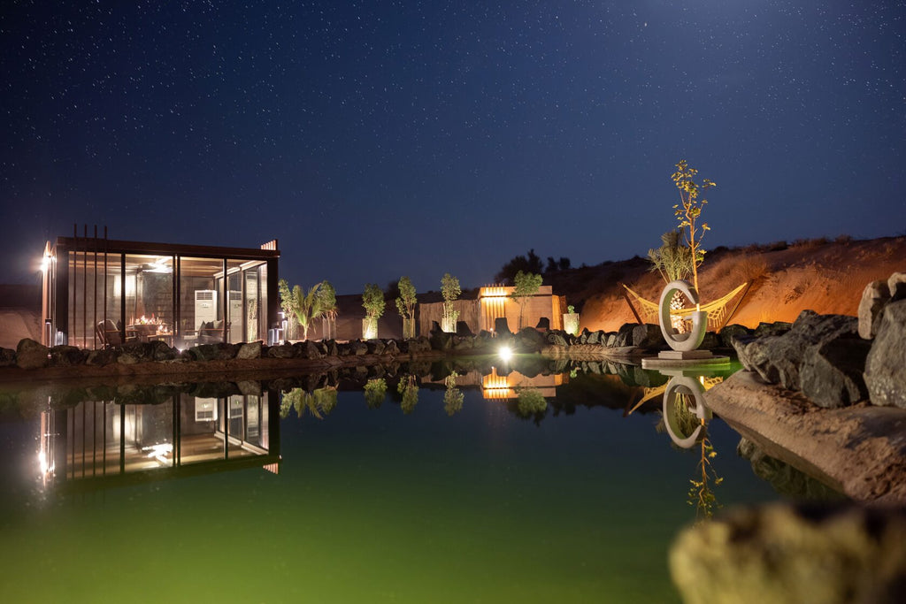 Royal Platinum Desert Experience for 2 persons (afternoon/evening)