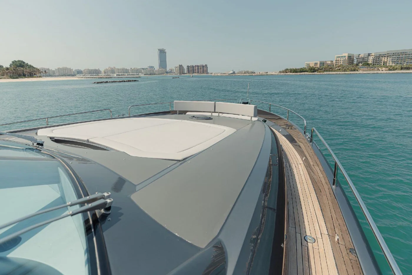 82 ft Yacht - Matrix (up to 15 guests)